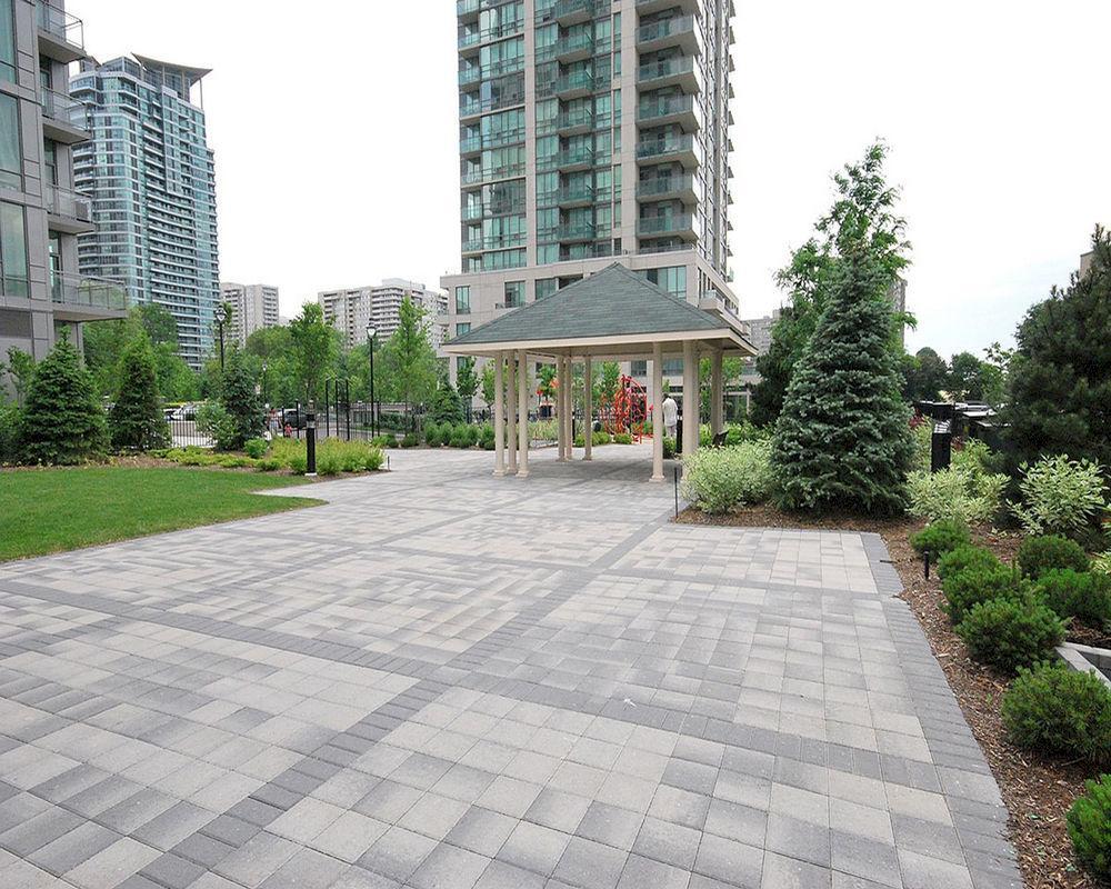 Maplewood Furnished Suites Mississauga Exterior foto